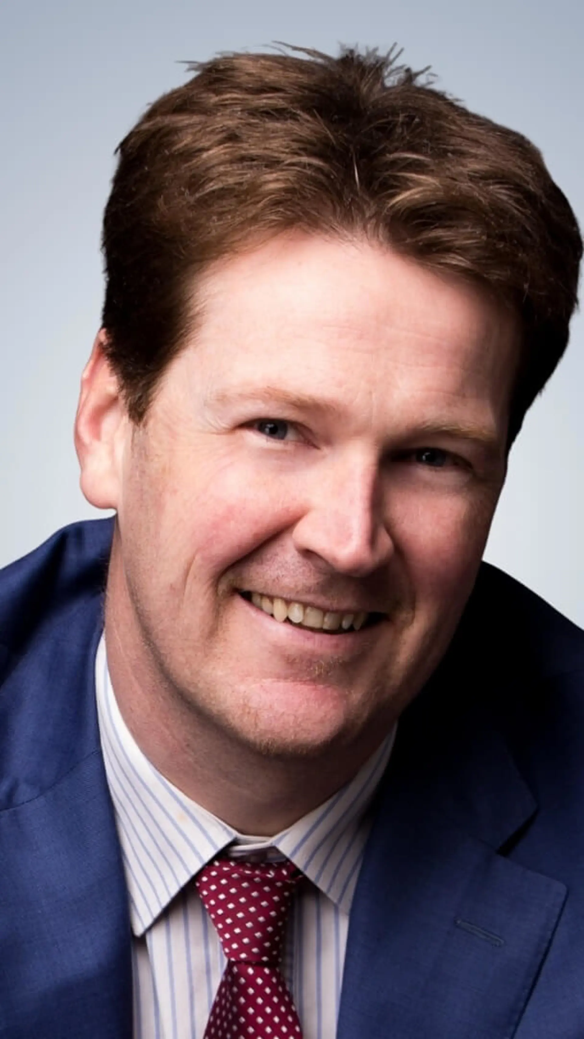Geert Kloppenburg - <p data-start="2147" data-end="2350">Gedreven ondernemerscoach, mobiliteitsexpert en innovatiestrateeg die elk publiek meeneemt in realistische stappen van idee naar uitvoerbare vernieuwing.</p>