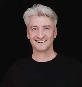 Daniel Zavrel - Mentale performance coach en wellbeing expert die professionals concrete technieken aanreikt voor meer focus, rust, vitaliteit en duurzaam resultaat.