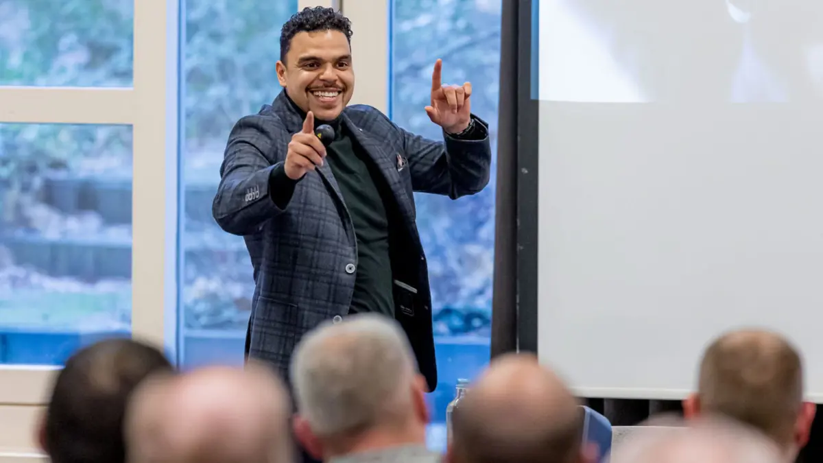 Van vastzitten naar vooruitkijken: de impact van Alexandro Reyes Rodriguez