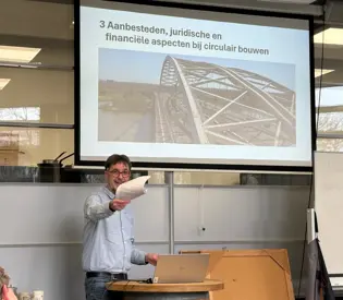 Gerard Vos als dagvoorzitter over circulair bouwen en slopen