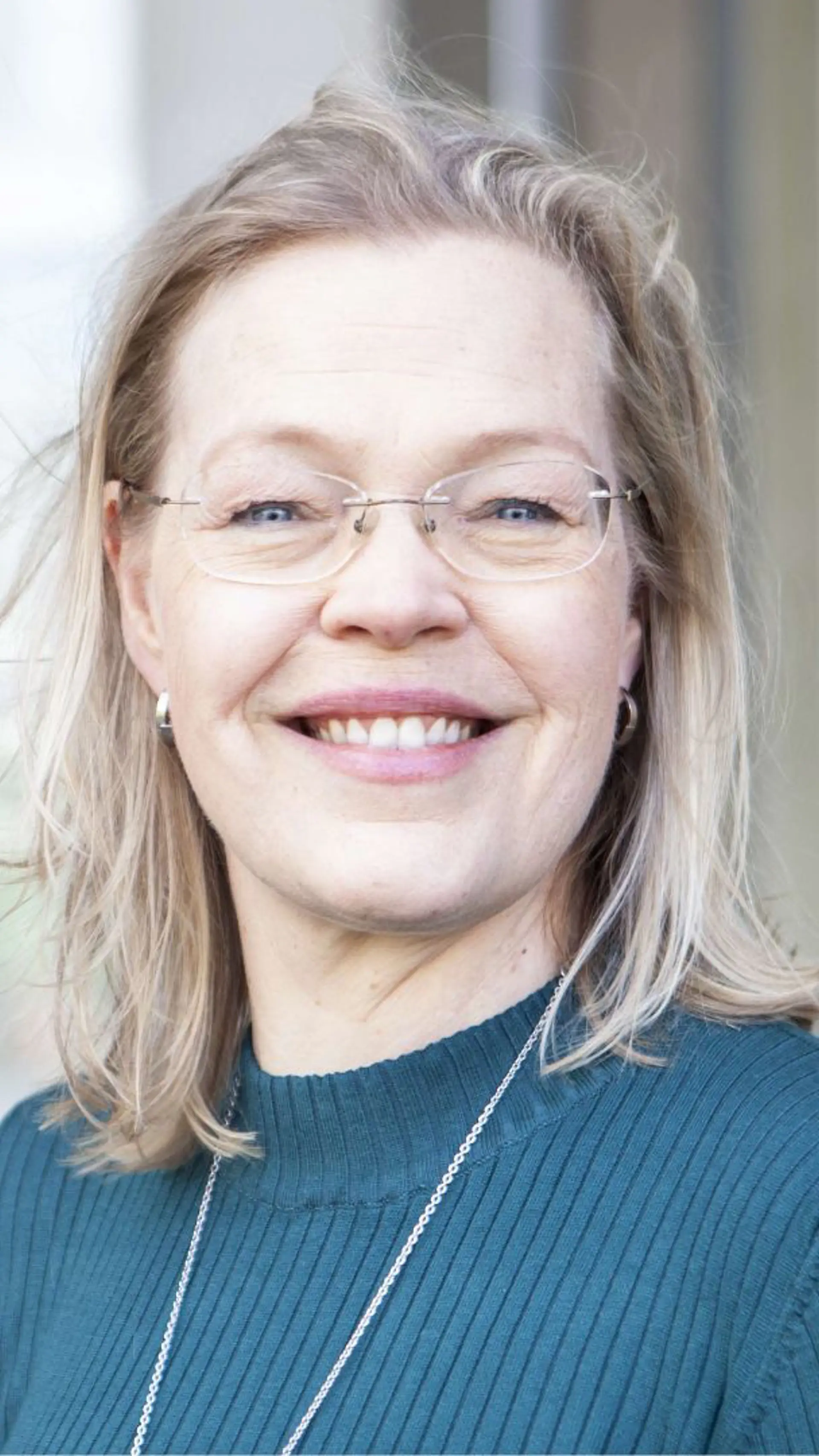 Annemarie Mars - <p data-start="1135" data-end="1313">Veranderexpert, ondernemer en auteur die complexe transities begrijpelijk maakt en organisaties helpt duurzame verandering te realiseren.</p>