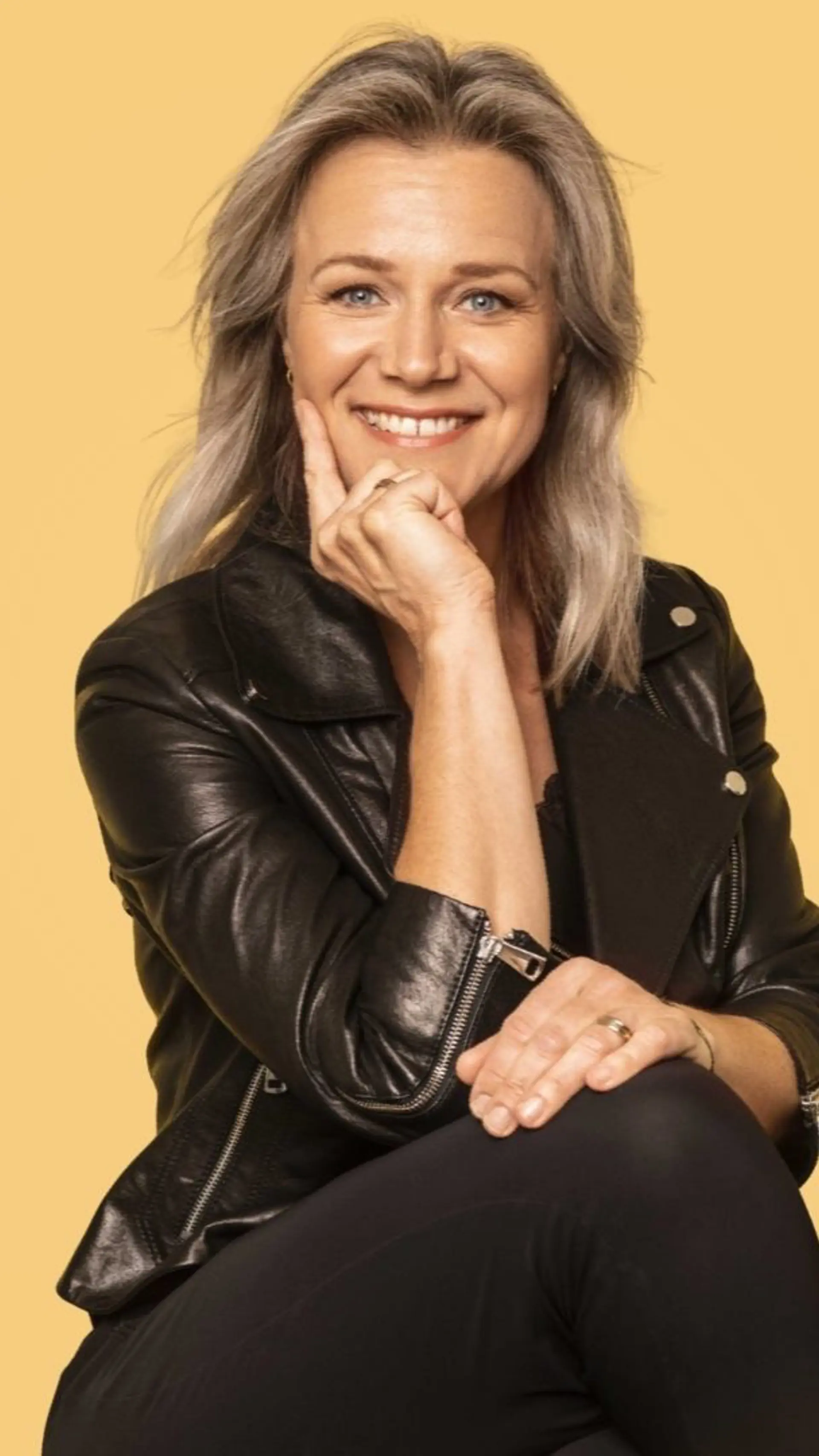 Suzan Vink - <p>Een dagvoorzitter, presentator en moderator die energie koppelt aan diepgang en met een warme stijl elke groep in beweging brengt en actief laat meedoen.</p>