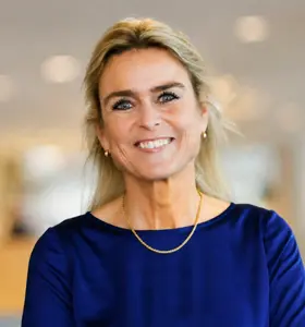 Barbara Baarsma - Hoogleraar toegepaste economie en hoofdeconoom inspireert organisaties met scherpe inzichten over duurzame groei en toekomstbestendige strategieën.