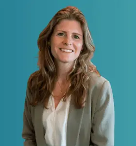 Jolanda van Gerwe - Pedagoge en oprichtster van Stichting Join Us die vanuit ruime praktijkervaring laat zien hoe preventie jongeren verbindt en mentaal sterker maakt.