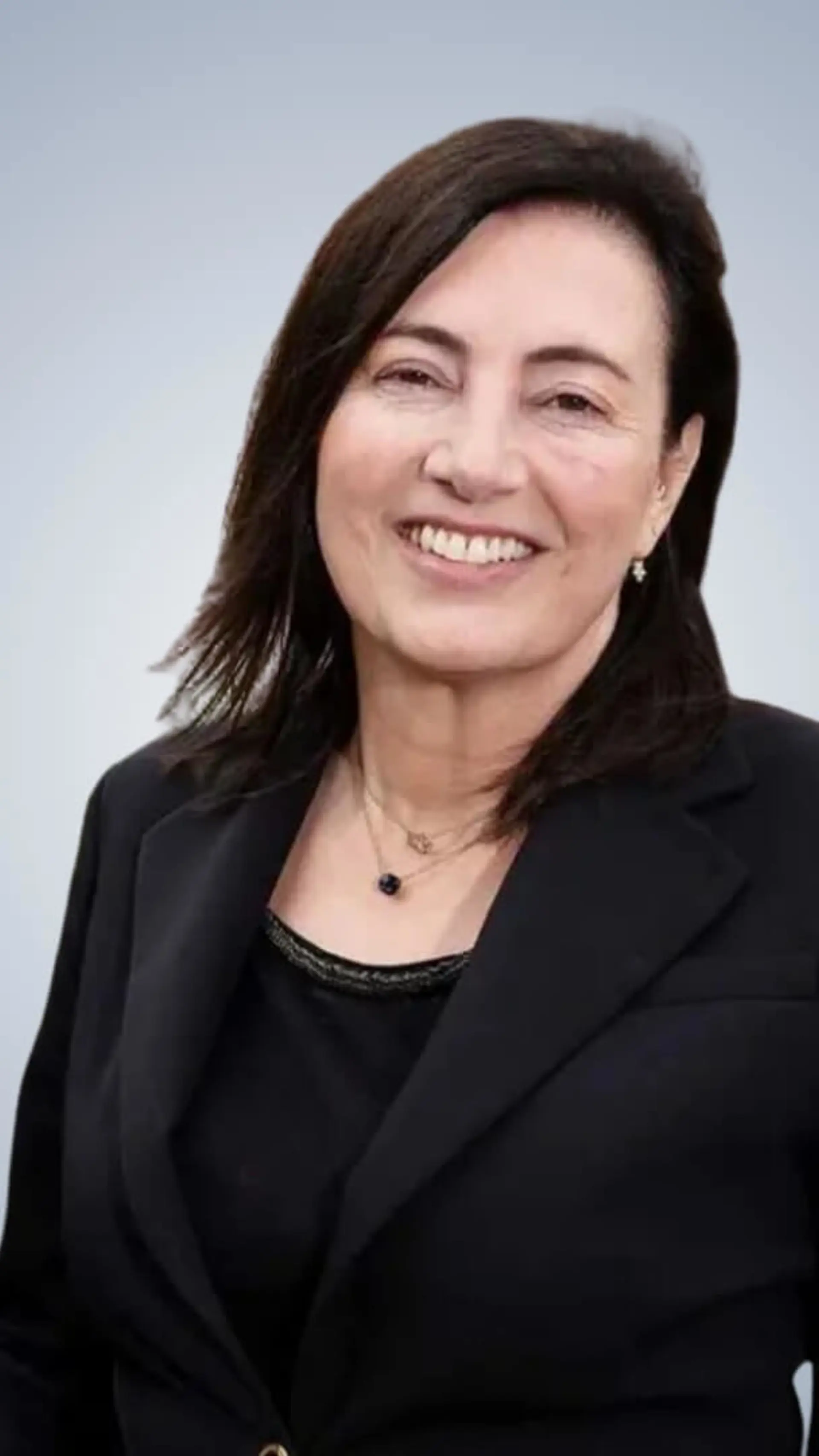 Kitty Koelemeijer - <p data-start="2168" data-end="2374">Hoogleraar, marketingstrateeg en innovatieadviseur die organisaties helpt digitale ontwikkelingen te benutten en klantgericht succes duurzaam te versterken.</p>
