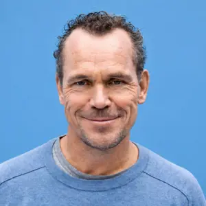 Bram Bakker
