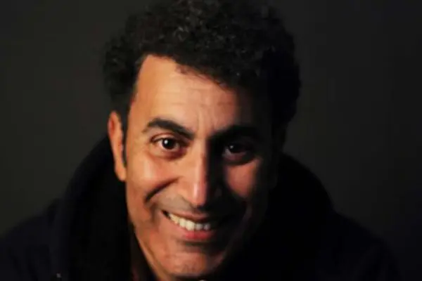 Mohammed Benzakour: waar poëzie, klimaat en cultuur elkaar raken