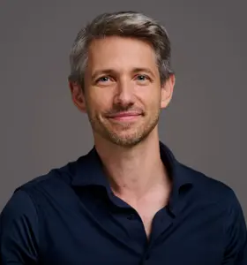 Wouter de Jong - Professioneel spreker en trainer, gespecialiseerd in Mindgym en mentale fitheid voor teams die meer veerkracht, focus, energie en werkplezier willen.