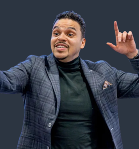 Alexandro Reyes Rodriguez - Voormalig draaideurcrimineel, ondernemer en directeur deelt rauwe inzichten over omkeer, gedrag en verandering en inspireert publiek om toekomstgericht te kiezen.