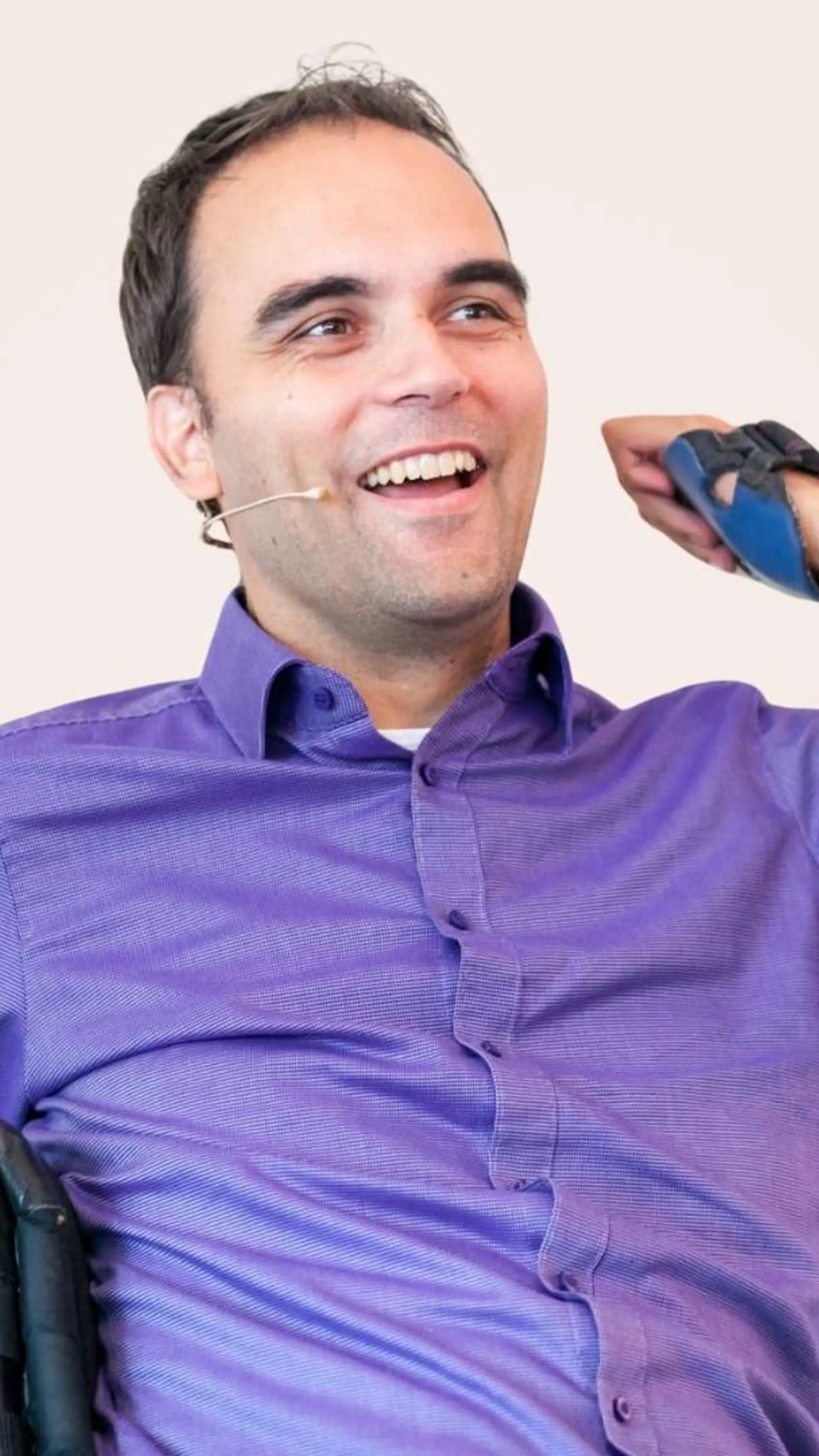 Jaap Bressers - <p data-start="2265" data-end="2457">Cabaretier, inspirator en specialist in kleine acties die grote impact geven, met verhalen die energie, perspectief en motivatie samenbrengen.</p>