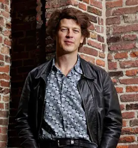 Dr. Ad Verbrugge