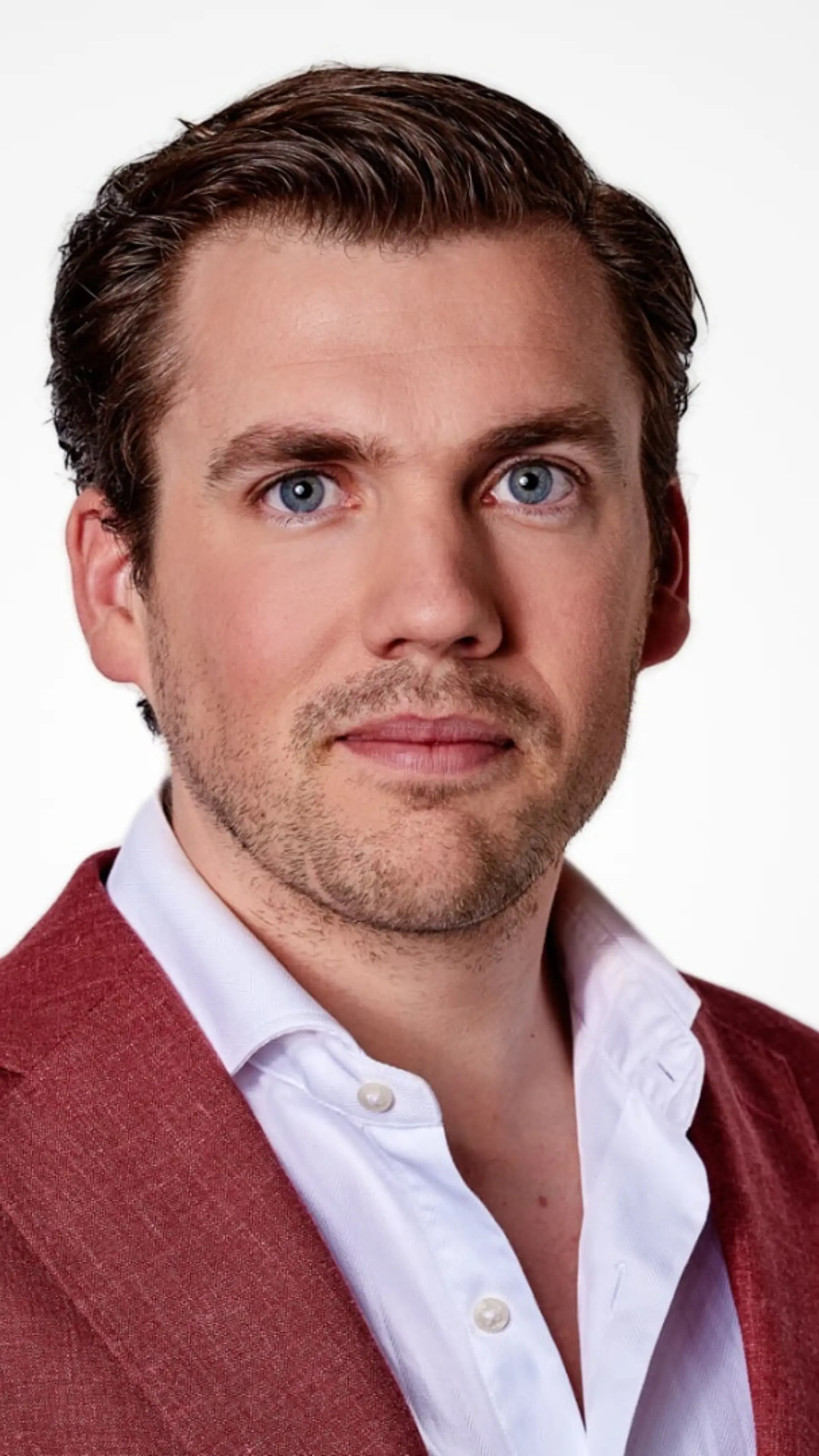 Tim Zuidgeest - <p>Expert in consumentengedrag, neuromarketing en conversieoptimalisatie. Hij onthult hoe je het onbewuste brein van je klant raakt.</p>